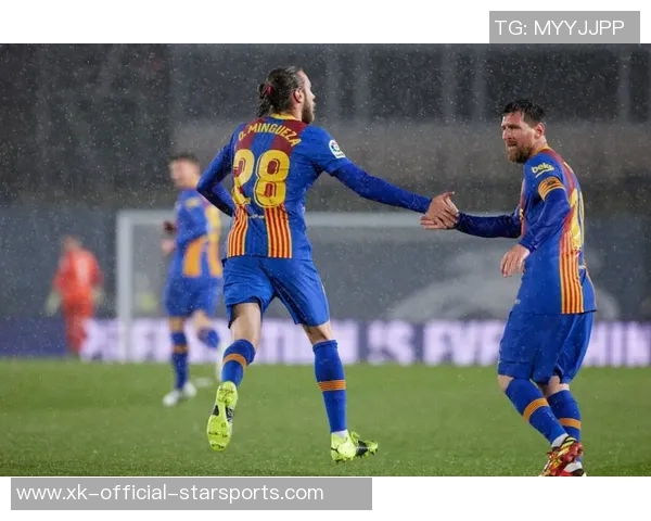 维尼修斯社交媒体分享照片激励球队期待国家德比盛战明日相见共享激情时刻 维尼修斯社交媒体分享照片激励球队期待国家德比盛战明日相见共享激情时刻